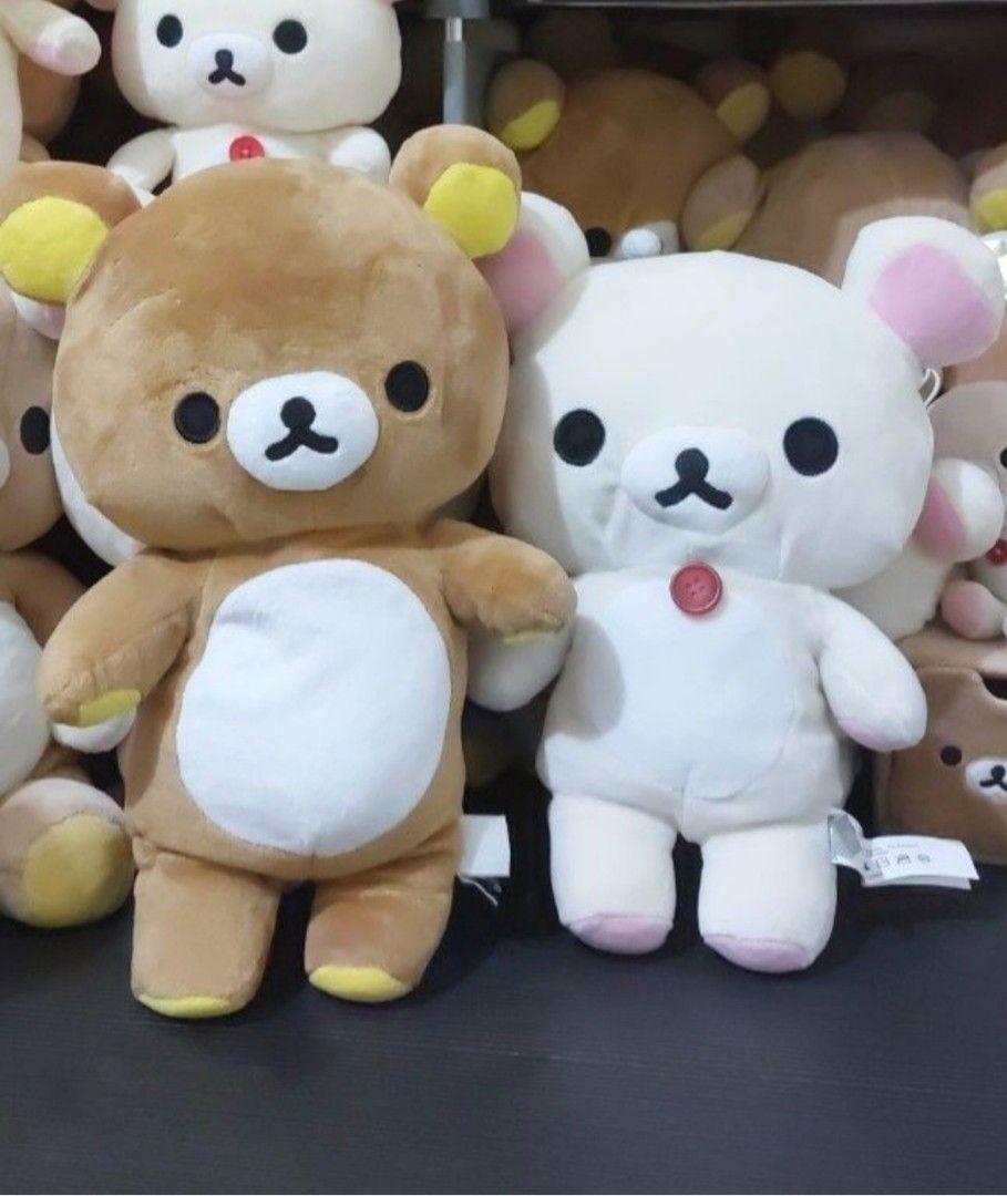 Rilakkuma Korilakkuma Mallow Bundle Plush Toy Set (Category: Plushies & Soft Toys) located in Mandaluyong City. Submitted by 13thsilverrabbit (Listing ID 1417801505, Image 1). Description: - Cute Rilakkuma plush set! - Includes: - Brown bear with a back zipper - White bear with a red button - Both bears have original tags. - Made from soft polyester and elastane..