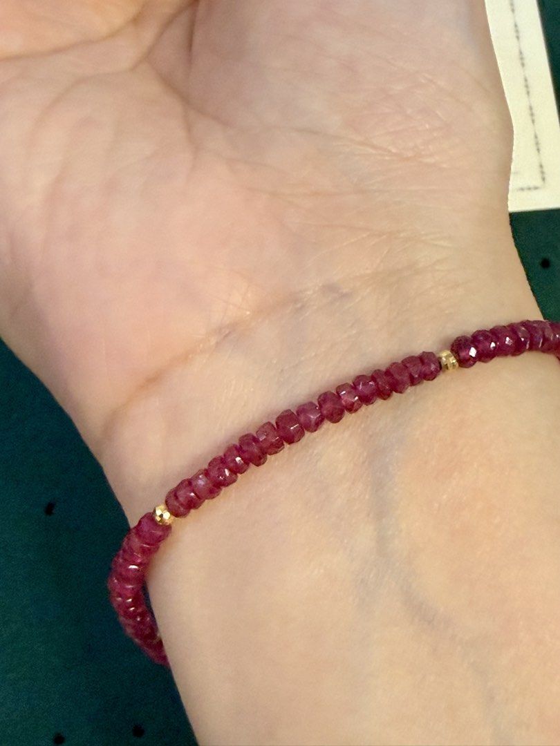 Ruby bracelet adjustable (Category: Bracelets) located in Santa Rosa. Submitted by bumfinds (Listing ID 1456708306, Image 2). Description: Natural rubies K18 yg Adjustable With gem certificate .