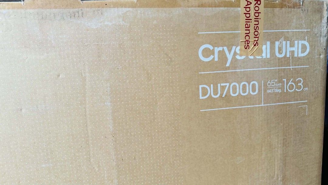 Samsung Crystal UHD DU7000 65" TV (Category: TV) located in Manila. Submitted by hyper_gamer (Listing ID 1456715894, Image 2). Description: - Samsung 65-inch Crystal UHD TV - Model: DU7000 - Originally purchased from Robinsons Appliances - Includes original box - Manila Sta Cruz pick up only - Iwas Scam, Kaliwaan.