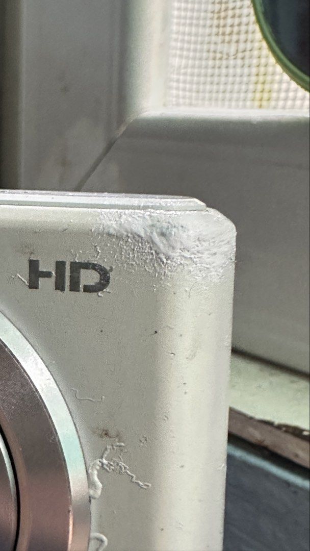 Samsung Dv150F digicam/ digital camera (Category: Cameras) located in Makati City. Submitted by ysleskaleeee (Listing ID 1456638375, Image 3). Description: Samsung Dv150F FS (sought after/ htf unit) “Dual screen (perfect for seflies) 16.2mp ccd !PM FOR SAMPLE PICS! •Body condi: 5/10 (check pics) •Lcd slight burn (doesnt affect performance or output! !!NO LENS DUST OR HAZY OUTPUT! Crisp syaaa !!ALL BUTTONS AND FUNCTIONS WORKING! INCLUSION: ✅Unit ✅