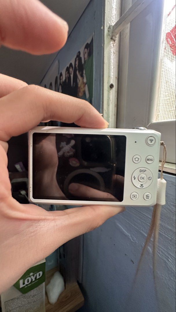 Samsung Dv150F digicam/ digital camera (Category: Cameras) located in Makati City. Submitted by ysleskaleeee (Listing ID 1456638375, Image 2). Description: Samsung Dv150F FS (sought after/ htf unit) “Dual screen (perfect for seflies) 16.2mp ccd !PM FOR SAMPLE PICS! •Body condi: 5/10 (check pics) •Lcd slight burn (doesnt affect performance or output! !!NO LENS DUST OR HAZY OUTPUT! Crisp syaaa !!ALL BUTTONS AND FUNCTIONS WORKING! INCLUSION: ✅Unit ✅