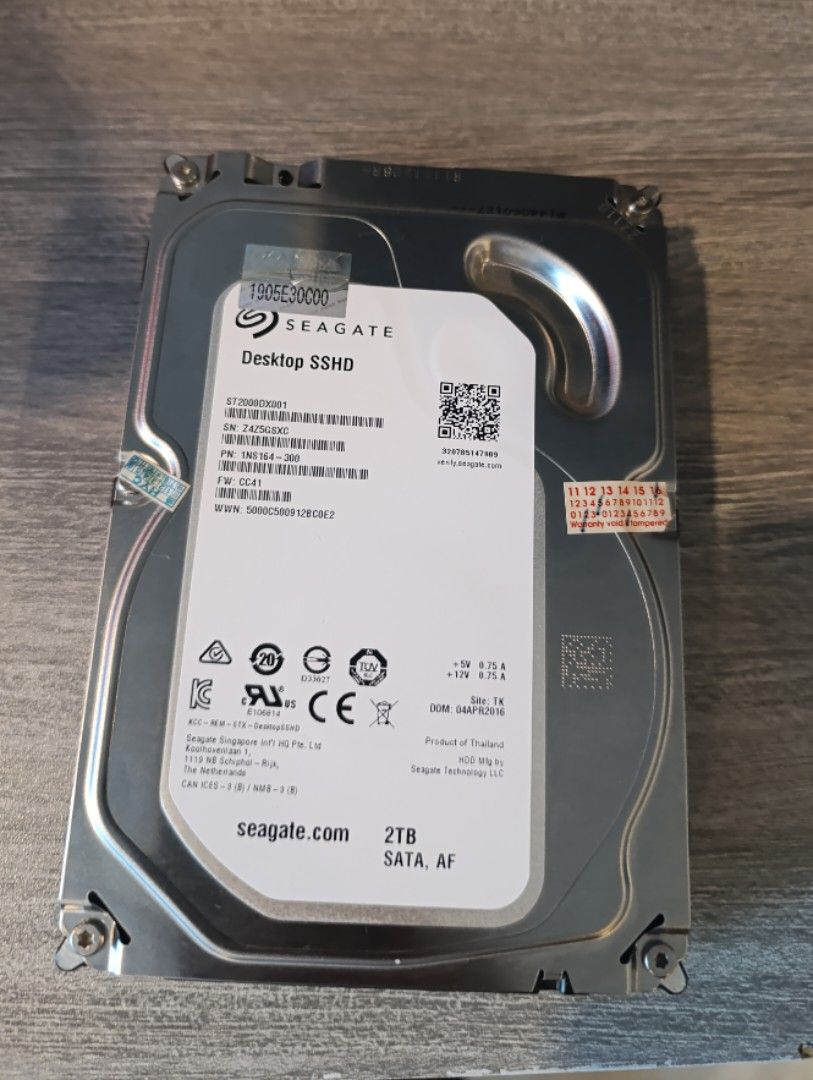 Seagate Desktop SSHD 2TB SATA Hard Drive (Category: Hard Disks & Thumbdrives) located in Makati City. Submitted by urplugph (Listing ID 1456742848, Image 2). Description: - 2TB Seagate Desktop SSHD - Hybrid Drive: SSD speed + HDD capacity - SATA Connection - Perfect for upgrading desktop performance - Tested and working.