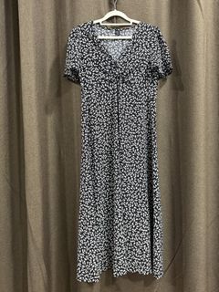(Category: ) located in . Submitted by thehiddenwardrobe (Listing ID 1456733594, Image 1). Description: .