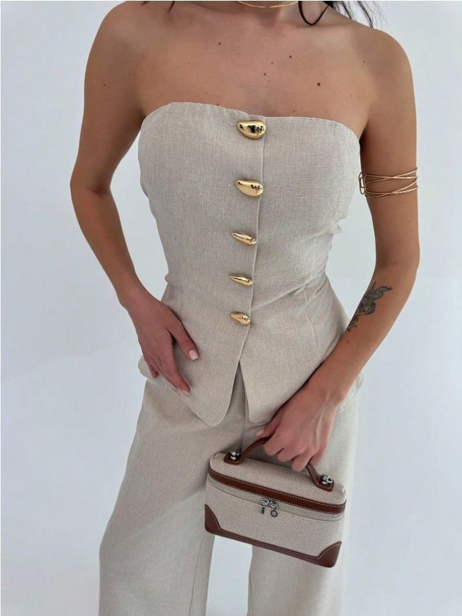 SHEIN (FERERIE) FORMAL/CEO COORDS (Category: Sets or Coordinates) located in Pasay City. Submitted by d_yours2023 (Listing ID 1456613032, Image 3). Description: Firerie Women 2 Pieces Set Elegant Minimalist Metal Button Bandeau Top And High Waist Wide Leg Pants,Beige Summer Brunch Fashion Street Workwear Suit CODE: sz2412285580508125 ₱1,033 (Original Price in App) SIZE: XS TOPS Bust: 27.6-35.4 in Waist Size: 28.7 in Length: 15.4 in PANTS Waist Si