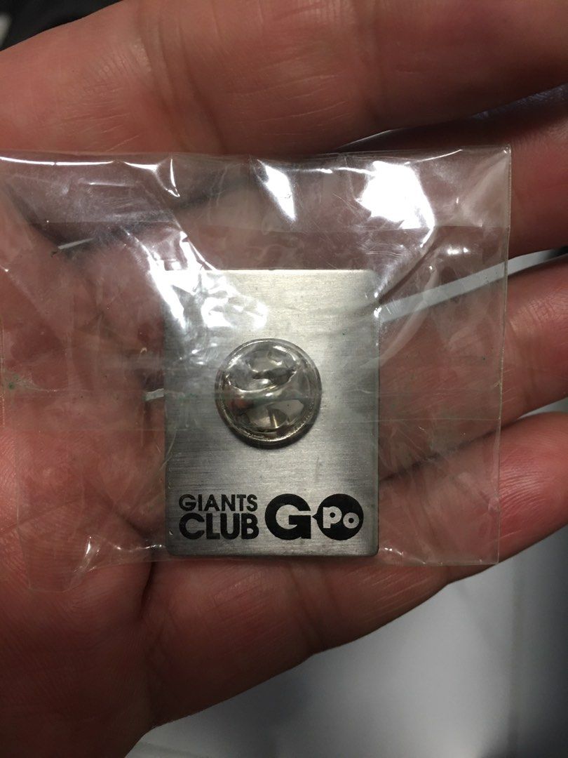 Taguchi #90 Giants Pride 2018 Baseball Pin (Category: Other Merchandise) located in Pasay City. Submitted by gilbertso62551 (Listing ID 1456718447, Image 2). Description: - Collectible baseball pin featuring Taguchi #90. - Part of the Giants Pride 2018 collection. - Back branding: Giants Club G-Po. - Comes in original plastic packaging. - Ideal for any Giants fan or baseball memorabilia collector..