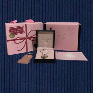 (Category: ) located in . Submitted by andapreloved_ (Listing ID 1456737607, Image 1). Description: .