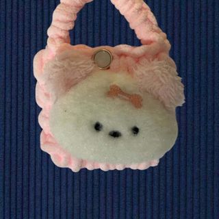 (Category: ) located in . Submitted by andapreloved_ (Listing ID 1456737311, Image 1). Description: .