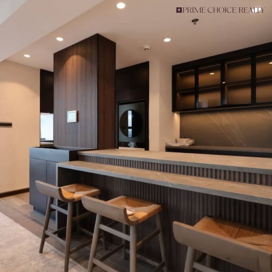 The Imperium at Capitol Commons (Category: Apartments & Condos) located in Quezon City. Submitted by primechoicerealtyinc (Listing ID 1456653257, Image 2). Description: FOR SALE The Imperium at Capitol Commons Prime 3-Bedroom Unit in Ortigas • Floor Area: 205 sqm • Bedrooms: 3 • 2 Parking Slots at B2 • Reconfigured layout with expanded living, dining, and kitchen spaces • Just across Estancia Mall • Near Ortigas CBD Asking Price: ₱82,000,000 or ₱