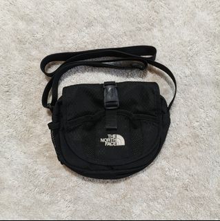 (Category: ) located in . Submitted by out.thrift (Listing ID 1456660627, Image 1). Description: .