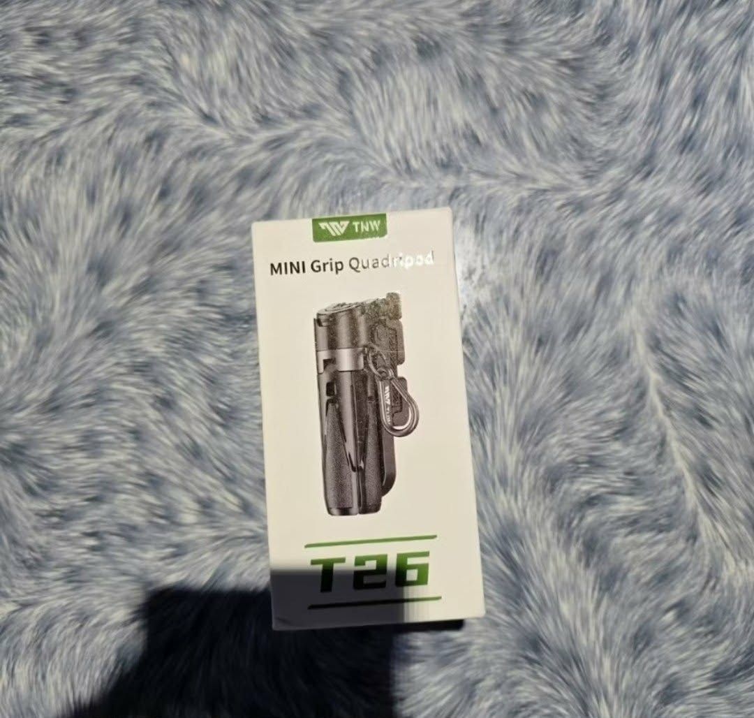 TNW TRIPOD PRO (Category: Hard Disks & Thumbdrives) located in Quezon City. Submitted by strollersshop (Listing ID 1456672484, Image 3). Description: for sale TNW TRIPOD PRO BNEW WITH BOX.