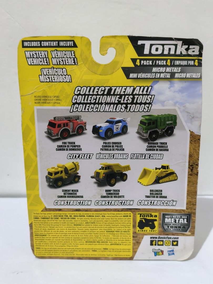 Tonka Micro Metals 4 Pack Mini Vehicles (Category: Vehicle & Diecast Models) located in Manila. Submitted by kenslie (Listing ID 1456746395, Image 2). Description: - Includes 4 mini metal Tonka vehicles. - Features a surprise mystery vehicle in a collectible capsule. - Great for kids who love construction toys. - Collect all the different vehicles!.