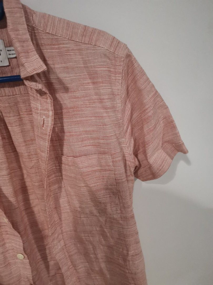 TOPMAN Short Sleeve Striped Shirt (Category: Tshirts & Polo Shirts ) located in Manila. Submitted by hb1118 (Listing ID 1456748719, Image 3). Description: - Topman Short Sleeve Shirt - Pink and White Stripes - Button-up Front - Perfect for Casual Wear - Size: S.