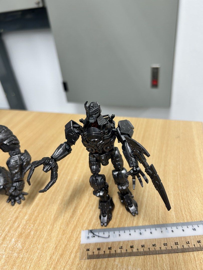 Toy (Category: Toy Figures) located in Singapore. Submitted by roytoh (Listing ID 1456680452, Image 6). Description: Gorilla and warrior toy for sale. Height about 9-10 cm and width about 4-5cm. Is stretchable with leg and arm. PVC material. Price for both!.