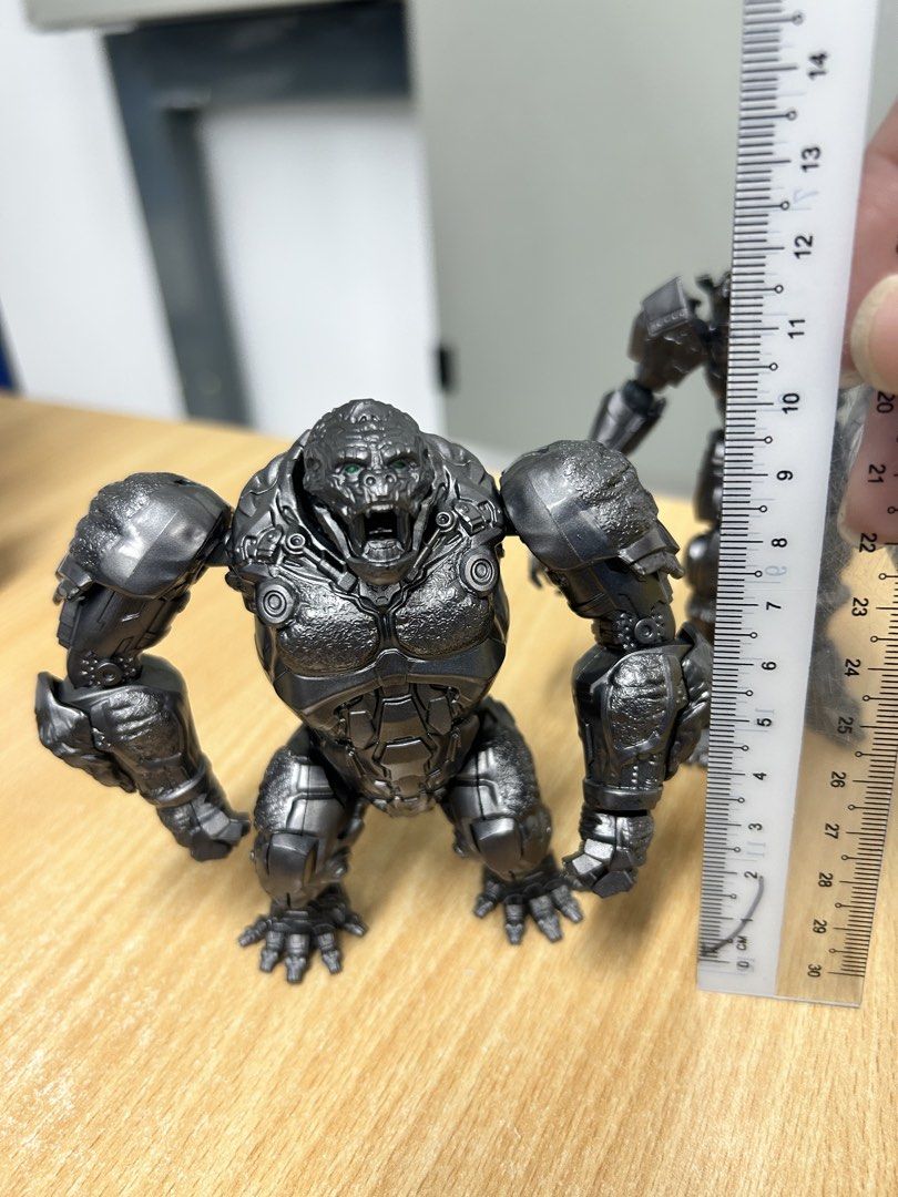Toy (Category: Toy Figures) located in Singapore. Submitted by roytoh (Listing ID 1456680452, Image 3). Description: Gorilla and warrior toy for sale. Height about 9-10 cm and width about 4-5cm. Is stretchable with leg and arm. PVC material. Price for both!.