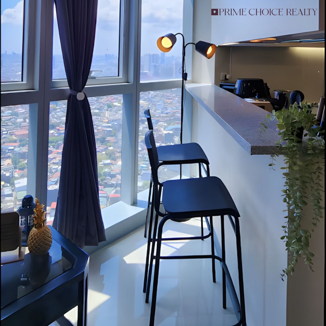 Uptown Parksuites 2, BGC (Category: Apartments & Condos) located in Quezon City. Submitted by primechoicerealtyinc (Listing ID 1456615240, Image 2). Description: FOR SALE | Uptown Parksuites 2, BGC 38th Street, Uptown Parksuites 2, BGC, Taguig Unit Details: • Floor Area: 65 sqm • 1 Bedroom • 2 Toilet & Baths • Corner Unit • With Balcony • With Maid’s Room • Fully Furnished • Currently generating ₱58,000/month rental income Asking Price: ₱20,800,0