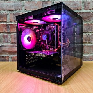 (Category: ) located in . Submitted by hw.techpc (Listing ID 1438981020, Image 1). Description: .
