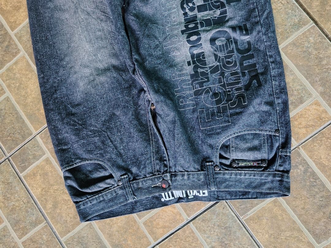 vintage baggy ecko pants (Category: Jeans) located in Caloocan City. Submitted by thriftnizaj_28 (Listing ID 1456668773, Image 2). Description: .