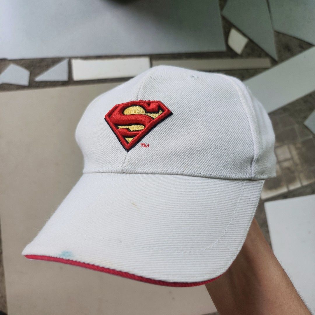 Vintage Dc Superman Cap (Category: Caps & Hats) located in San Marcelino. Submitted by ali_thriftzz (Listing ID 1456683207, Image 3). Description: Adjustable Sobrang ganda sa personal Issue minimal stain lang kasi nakatambak sa cabinet 350+sf.