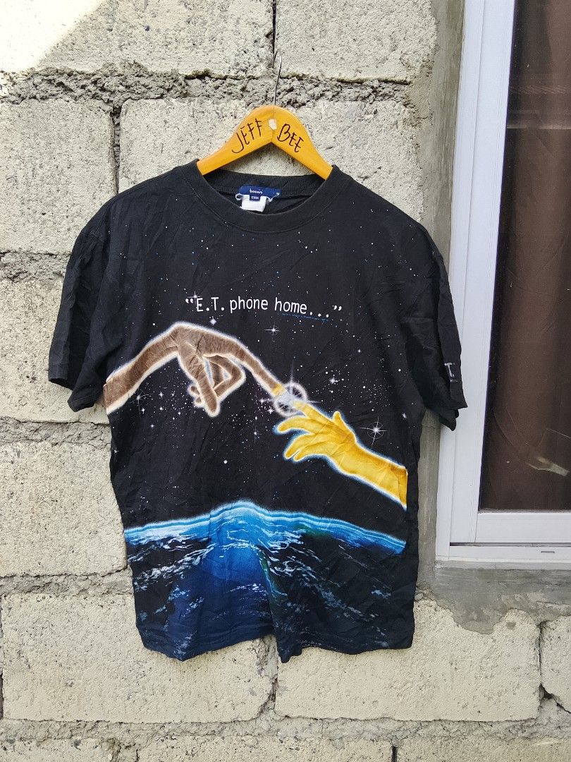 Vintage e.t home tee (Category: Activewear) located in Bayombong. Submitted by jeffreybee (Listing ID 1456734205, Image 1). Description: 26 length 20 width stretch upto 22 excellent condition faded tags not sure what country made.