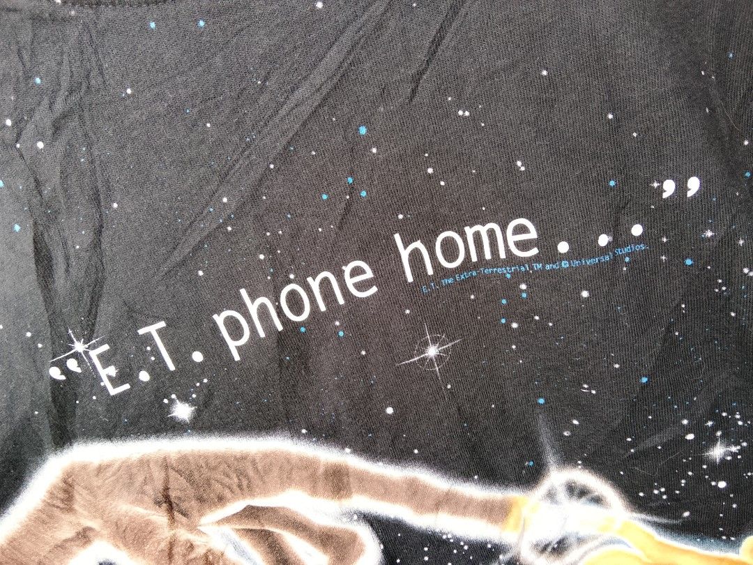 Vintage e.t home tee (Category: Activewear) located in Bayombong. Submitted by jeffreybee (Listing ID 1456734205, Image 2). Description: 26 length 20 width stretch upto 22 excellent condition faded tags not sure what country made.