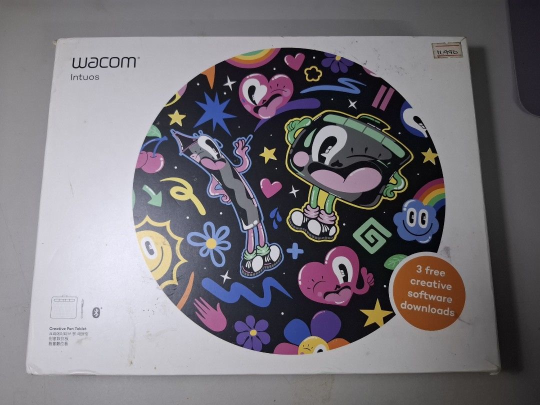 Wacom Intuos Creative Pen Tablet Bluetooth (Medium) (Category: Other Accessories) located in Manila. Submitted by nicholasm87510 (Listing ID 1456715172, Image 1). Description: Wacom Intuos drawing tablet bluetooth (medium) - Includes pen and cable - Box included .