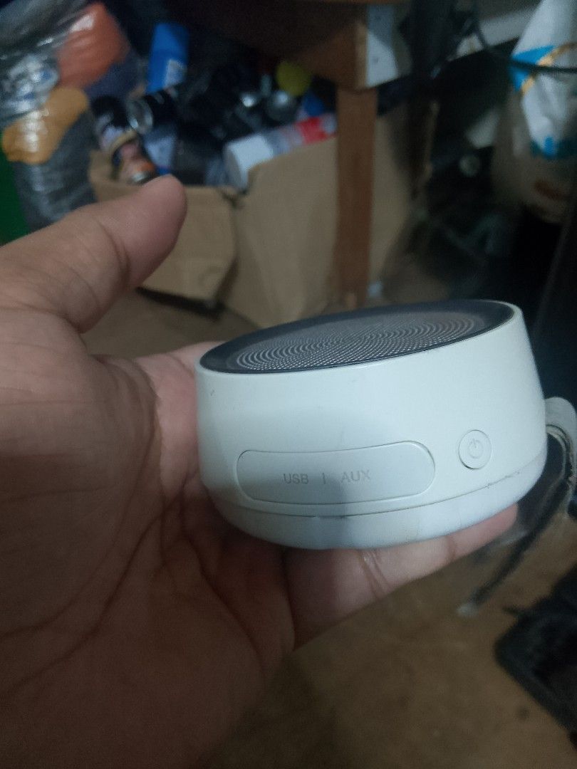 White Portable Bluetooth Speaker USB AUX (Category: Soundbars, Speakers & Amplifiers) located in Manila. Submitted by azurejoshua (Listing ID 1456696018, Image 1). Description: - Small and white portable speaker - Perfect for music on the go - Features USB and AUX ports - Power button conveniently located on the side - Tested and confirmed working - Shows minor cosmetic scuffs from normal use.