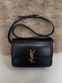 (Category: ) located in . Submitted by reluxuryco (Listing ID 1456716519, Image 1). Description: .