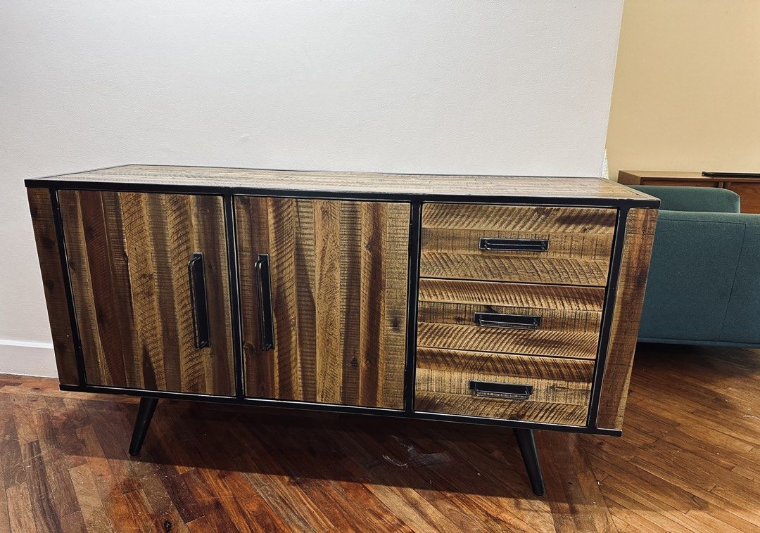 Zago Furniture TV console (Category: TV Consoles) located in Makati City. Submitted by aeri88 (Listing ID 1456692812, Image 2). Description: Good conditioned Zago furniture table .