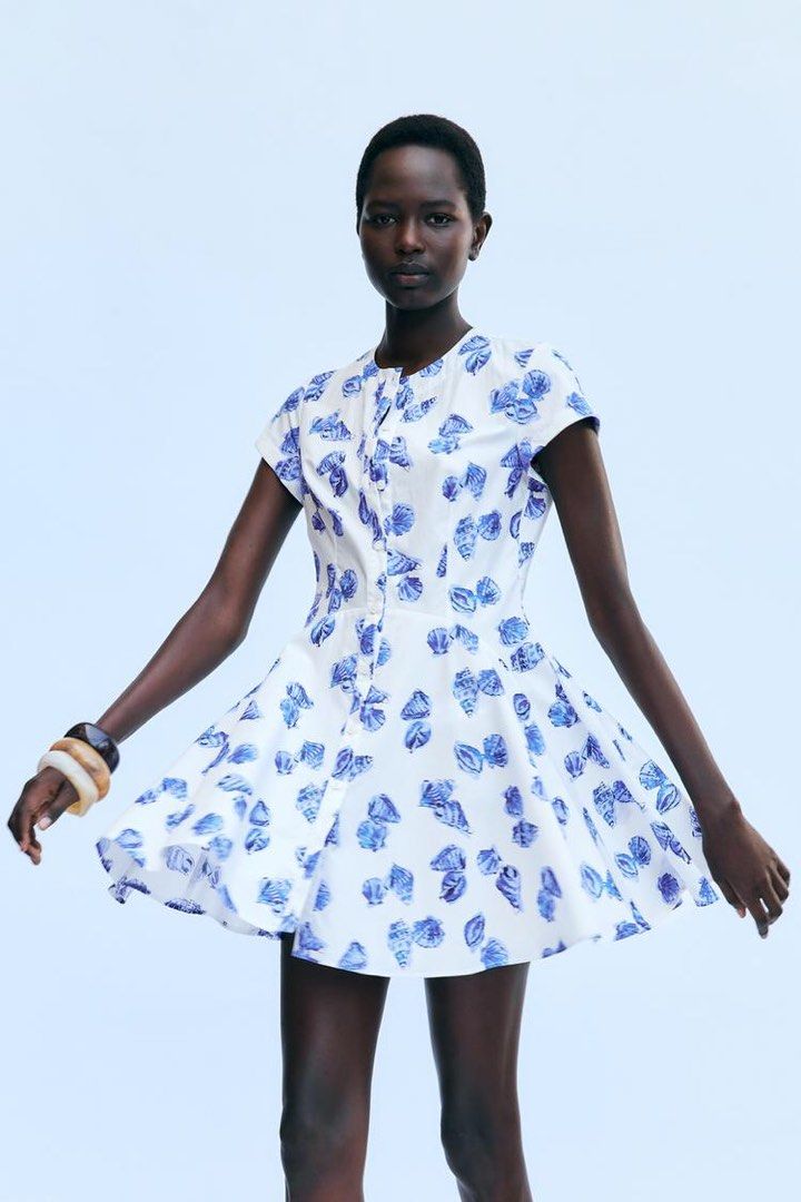 Zara Printed Short Dress (Category: Dresses) located in Malabon City. Submitted by diyenss (Listing ID 1456666015, Image 1). Description: —used once, in good condition —L size, can fit S-M —chest: 18" | length: 34" —no when worn mop: gcash or bdo mod: sdd or gogo xpress loc: malabon city.