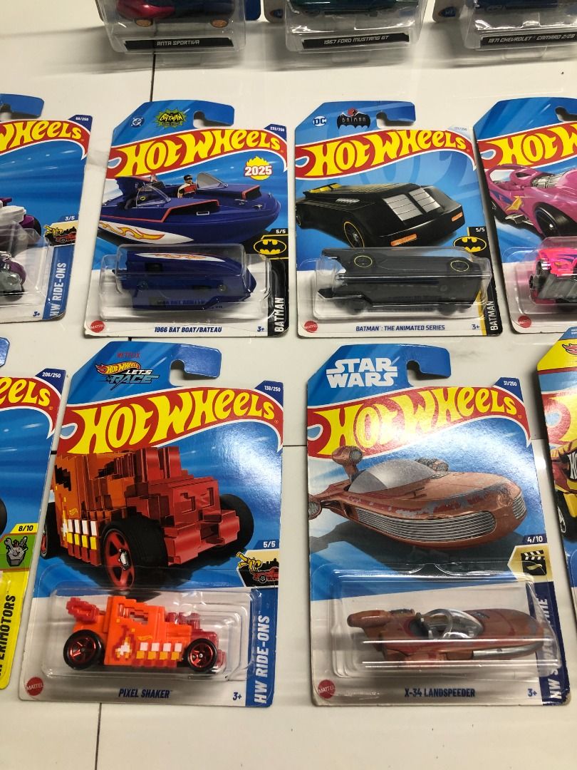 14 pcs Hotwheels 4 pcs Burago (for take all) (Category: Vehicle & Diecast Models) located in Las Pinas. Submitted by nekomiko1989 (Listing ID 1456888982, Image 3). Description: 1500 lang po yan lahatan na see pictures po sa mga cars Location: LASPINAS CITY.