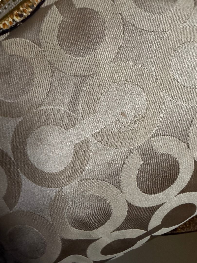 2026-003 Auth Coach Madison Op Art Sateen Python 2way bag (Category: Luxury Bags & Wallets) located in Mandaluyong City. Submitted by d_importer.nrs (Listing ID 1456797087, Image 3). Description: LAST PRICE ALREADY ALL MUST GO model: 18649 authentic / orig coach color: khaki used with sign of wear. detailed photos are posted please inspect carefully. please manage your expectations since the item you are buying is USED. ** strap is ok ** interior