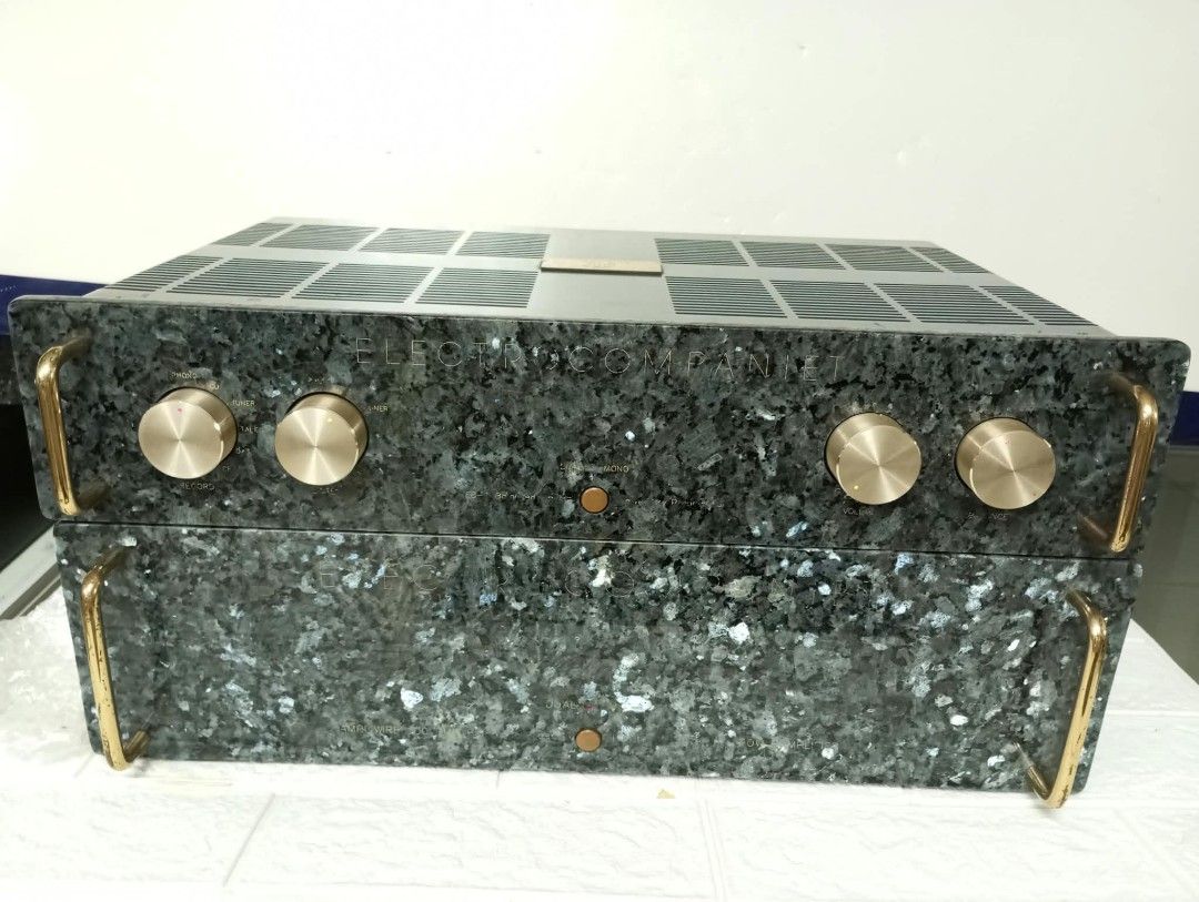 前後级2件 （分類：樂器配件）位於 Hong Kong。 由 musichifi 提交（商品編號 1456783149，圖片 3）。簡介： 前後级2件。