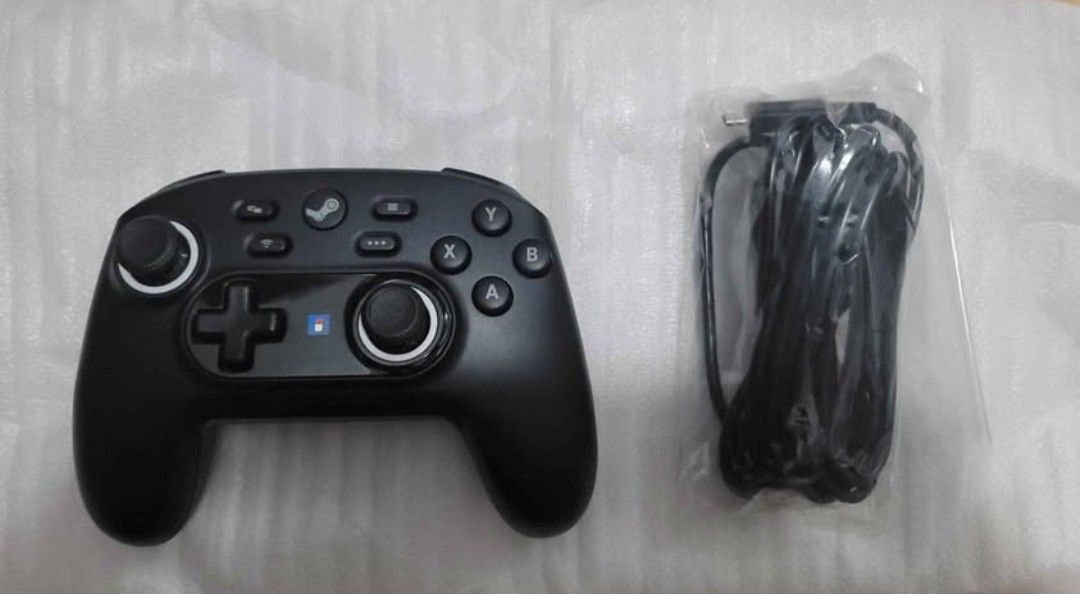 2x HORIPAD Wireless Controllers for Steam (Category: Controllers) located in Manila. Submitted by hyper_gamer (Listing ID 1456909316, Image 2). Description: - (2) HORIPAD Wireless Controllers - Compatibility: Steam, PC Gaming - Wireless - Charging Cables - Manila Sta Cruz Pick up.