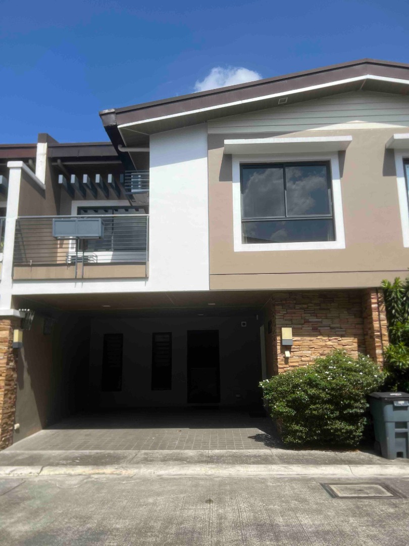 (Category: ) located in . Submitted by kbmrealty (Listing ID 1456848881, Image 1). Description: .