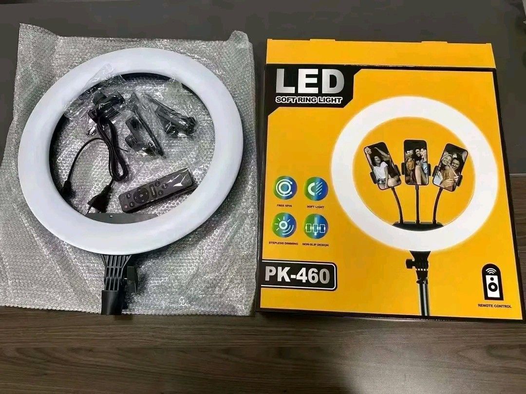46cm Ring light (Category: Lighting & Studio Equipment) located in Manila. Submitted by ramosmarvi53163 (Listing ID 1456881812, Image 2). Description: 46cm 18inch Ring light with stand and 3pcs phone holder.