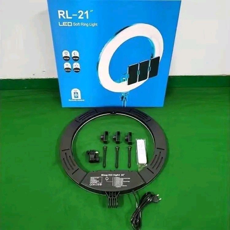 56cm Ring light (Category: Lighting & Studio Equipment) located in Manila. Submitted by ramosmarvi53163 (Listing ID 1456882160, Image 3). Description: RL-21 56cm Ring light bulb type 3 pcs phone holder with 2.1m stand adjustable tricolors lights.