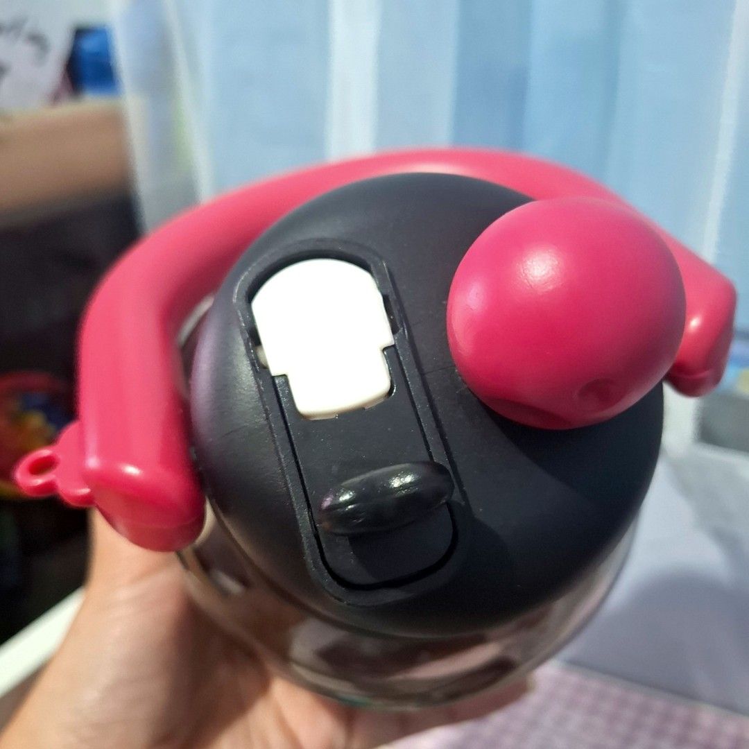 800ml Water Bottle Super Cute (Category: Water Bottles & Tumblers) located in Quezon City. Submitted by an.marie (Listing ID 1456907978, Image 2). Description: Super cute 800ml water bottle with panda charm & balloon dog keychain. Built-in filter, straw-friendly, and easy-carry handle. Perfect for hydration on the go!.