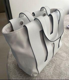 （分類：）位於 。 由 maybelovebaby 提交（商品編號 1456799612，圖片 1）。簡介： 。
