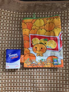 （分類：）位於 。 由 Obliviateeee 提交（商品編號 1456932895，圖片 1）。簡介： 。
