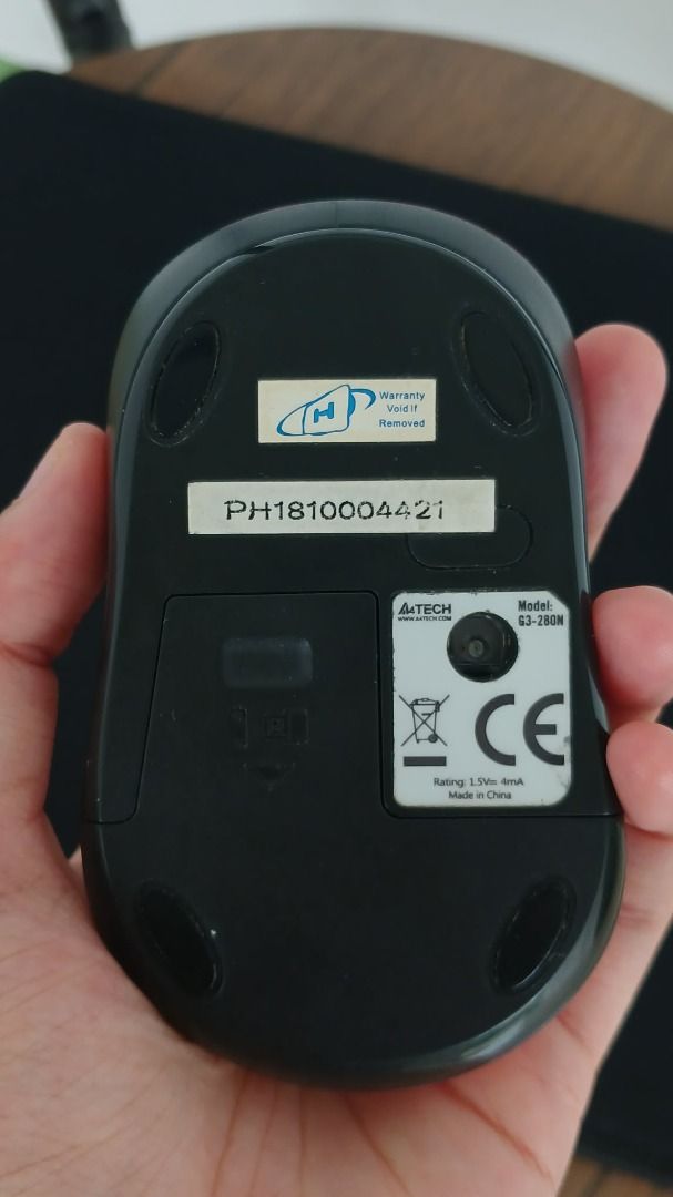 A4TECH G3-280N Wireless Mouse with USB Receiver (Category: Mouse & Mousepads) located in Makati City. Submitted by paperboundarchive (Listing ID 1456927360, Image 3). Description: - 1200 DPI - 2.4GHz wireless via plug-and-leave nano USB receiver - 1 AA alkaline battery (up to 12 months battery life) - Optical / V-Track engine for smooth tracking - Auto 4-level power saving. It will be in sleep mode in 0.2s of inactivity. - Honest issue: The dongl