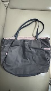 （分類：）位於 。 由 fung_2017 提交（商品編號 1456784955，圖片 1）。簡介： 。