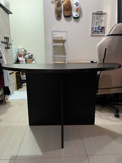 (Category: ) located in . Submitted by leav.sells (Listing ID 1456877530, Image 1). Description: .