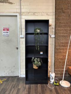 (Category: ) located in . Submitted by priceworthfurniture (Listing ID 1456798102, Image 1). Description: .