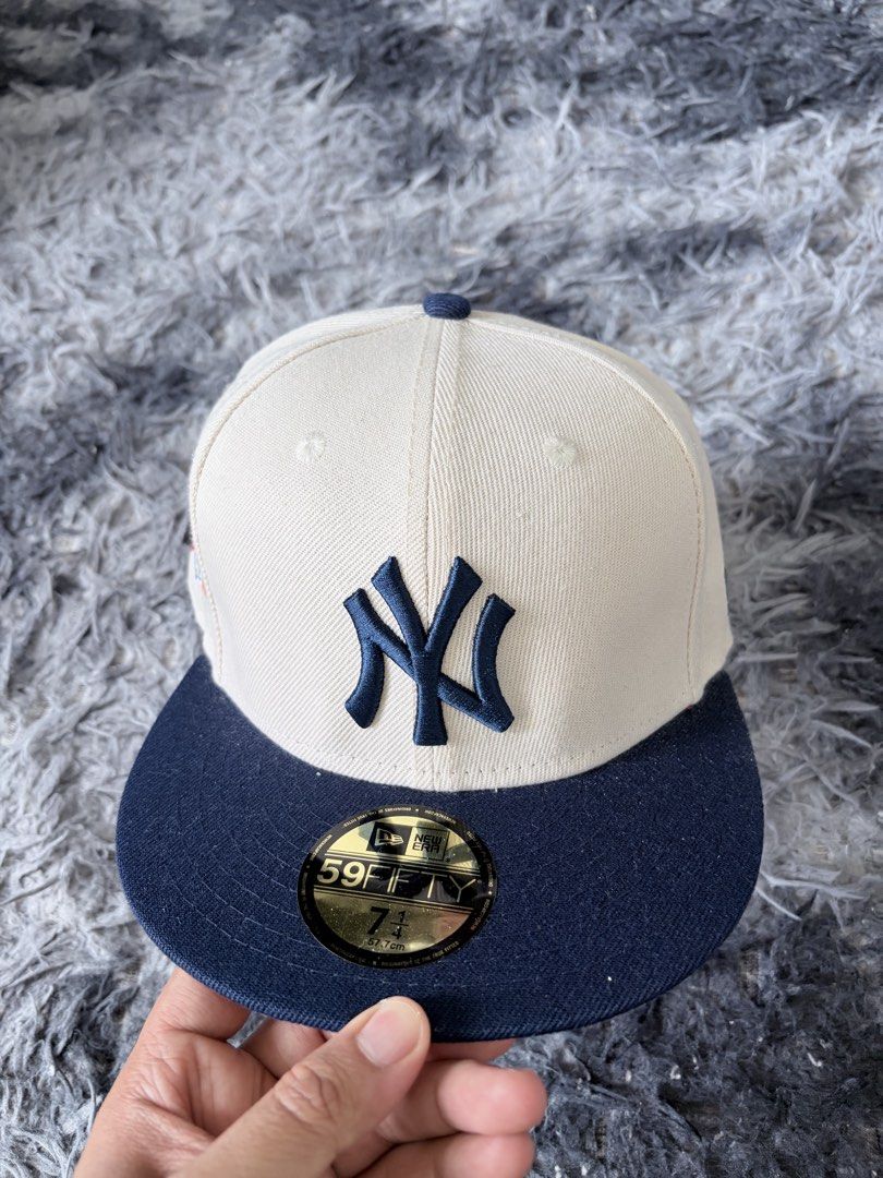 Assorted fitted cap (Category: Cap & Hats) located in Kuala Lumpur. Submitted by danializza99617 (Listing ID 1456896992, Image 2). Description: Different sizes available (refer picture) Selling one for rm20 , but take all rm70 Prefer to take all Cod area Cyberjaya , Putrajaya , Puchong , etc Pos plus rm5 .