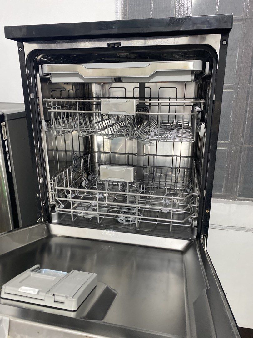 AVA Freestanding Dishwasher (Category: Dishwasher) located in Pulilan. Submitted by freecloud.c92af2 (Listing ID 1456883342, Image 2). Description: - Sleek black AVA dishwasher - Features a digital display - Multiple wash cycle options visible on the top panel - Efficiently cleans your dishes .