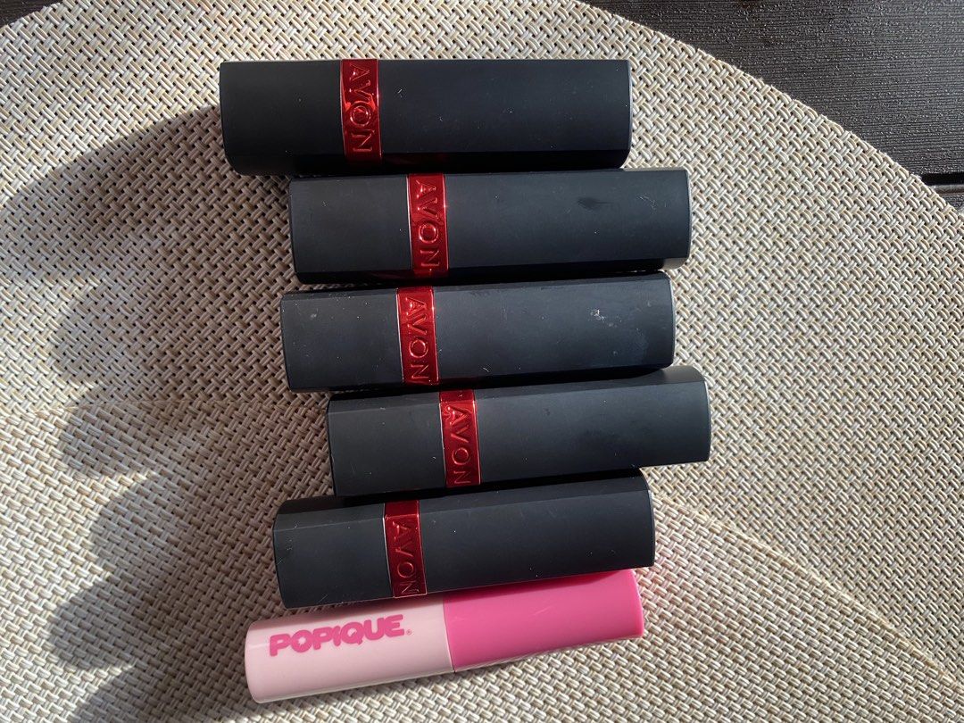 Avon Lipstick (Category: Makeup) located in Las Pinas. Submitted by declutteredna (Listing ID 1456863119, Image 1). Description: 100 each shade - barely used Gcash | lalamove & jnt .