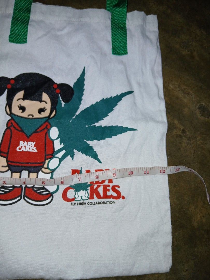 Babycakes short/bag (Category: Tote Bags) located in Quezon City. Submitted by jsnfp (Listing ID 1456799163, Image 3). Description: short size S-M.