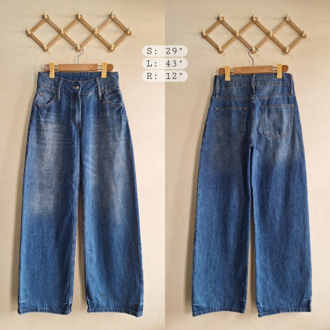 Baggy Denim Pants (Category: Jeans) located in Bulacan. Submitted by vicpicks (Listing ID 1456897434, Image 1). Description: Baggy Denim Pants Waist: 29" Length: 43" Front Rise: 12" Mode of Delivery: J&T Express, Lalamove Mode of Payment: Gcash, BDO 📍 Bulacan.