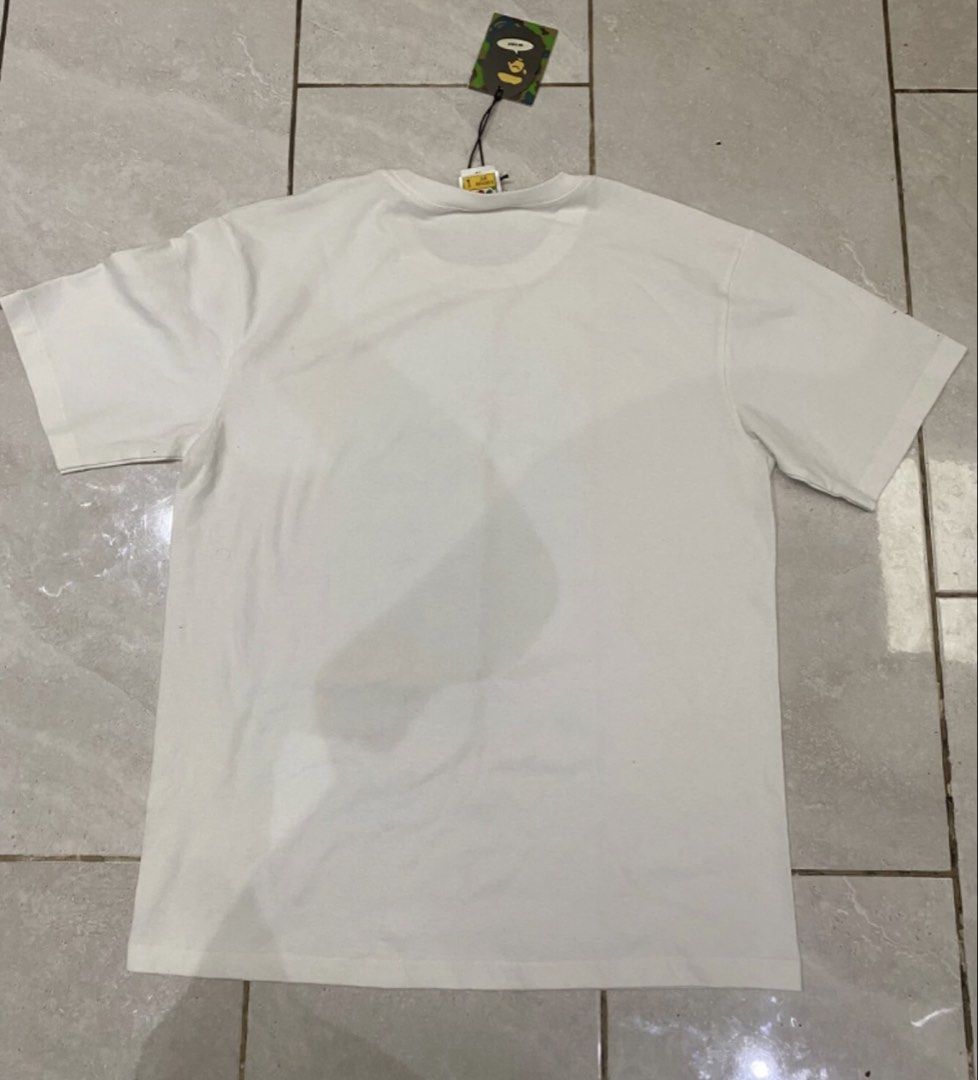 Bape tee (Category: Tshirts & Polo Shirts) located in Singapore. Submitted by isaaccccc.1028 (Listing ID 1456817521, Image 2). Description: Bape t-shirt Pm if interested .