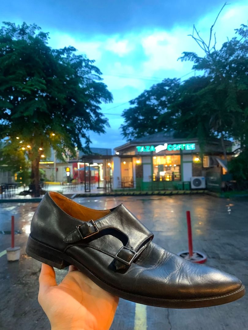 ALDO Black Leather Double Monk Strap Shoes (Category: Dress Shoes) located in Caloocan City. Submitted by jajalovesyou (Listing ID 1456812285, Image 1). Description: - Classic black leather double monk strap shoes - Sleek, pointed toe design - Leather shows some creasing from wear - Double buckle closure is intact - Versatile for smart casual or formal occasions - Ready for a new owner.